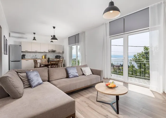 Apartment Div